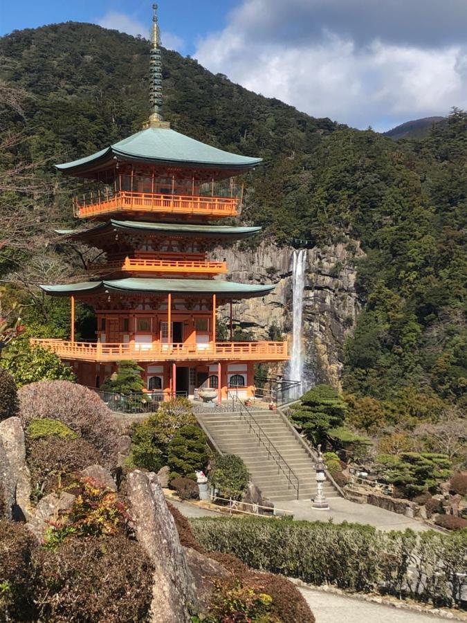 浜の宮七福神 1棟貸し9名様までご利用できます Villa Nachikatsuura Exteriör bild